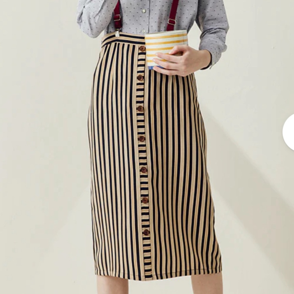 Miss Patina Grenville Skirt — size L —  Striped Black and Tan Skirt